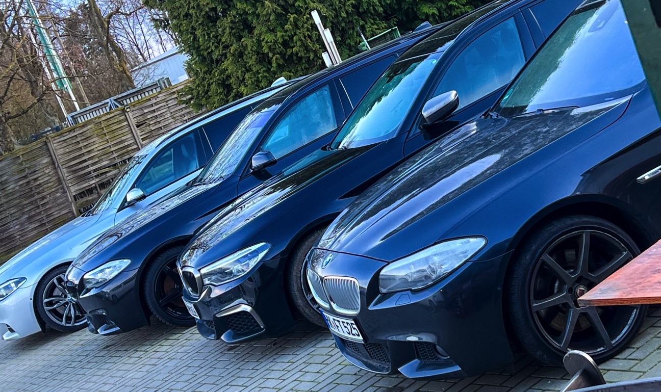 MKR Automobile